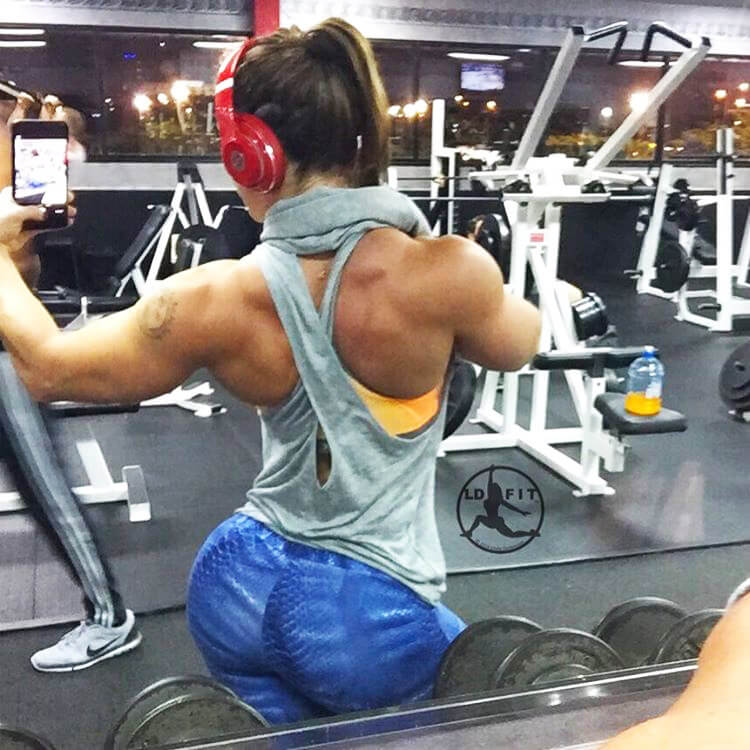 Linda Durbesson biceps